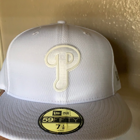 New Era | Accessories | Phillies P Logo All White New Era Fitted Cap |  Poshmark